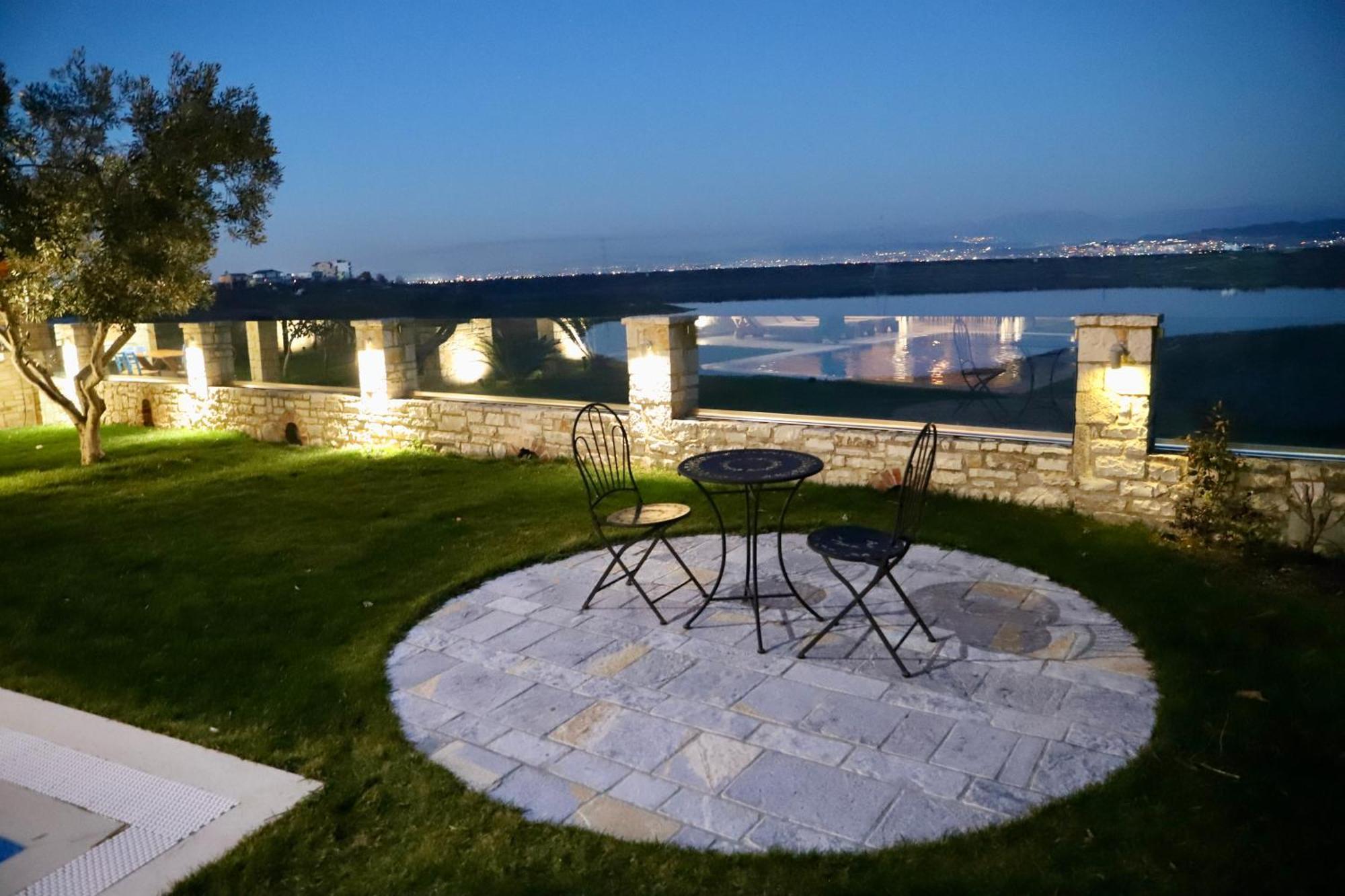 Green Villa With Private Pool Durrës Exterior foto